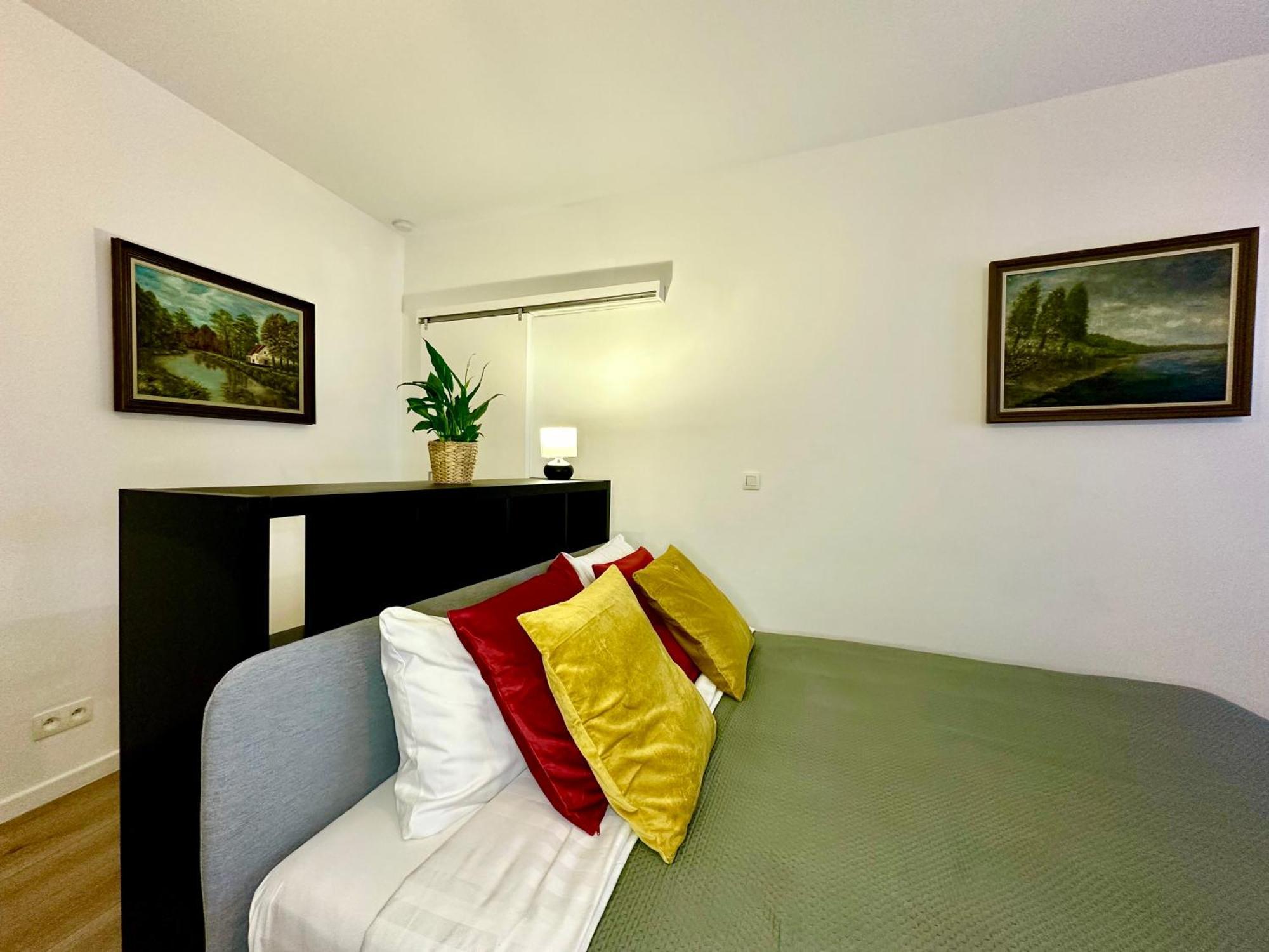 Luxury Suites Mons By Rikas Hotels Eksteriør billede